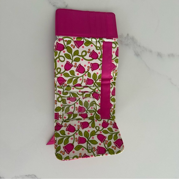 Pink Floral Trifold Vera Bradley Wallet - Picture 4 of 6